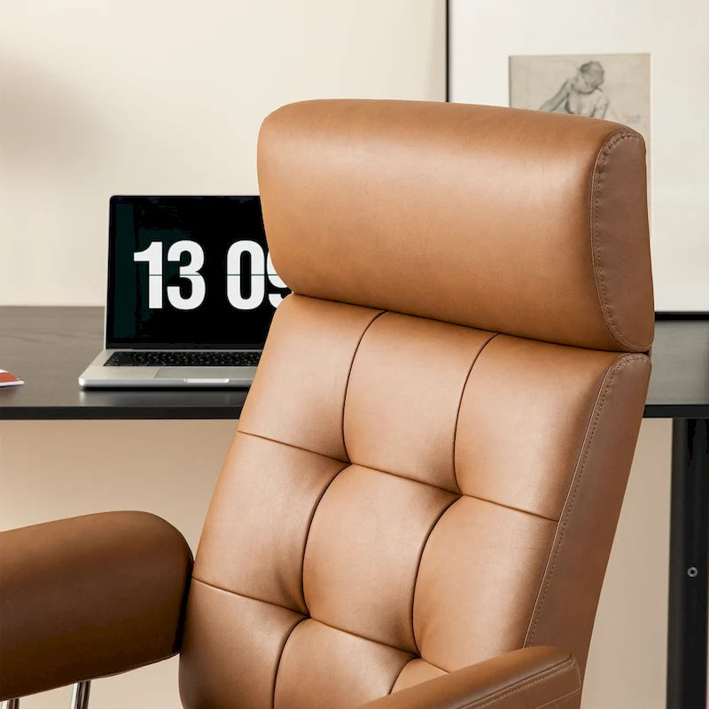 Chaise de bureau pivotante à dossier haut capitonnée couleur camel pour 1 personne