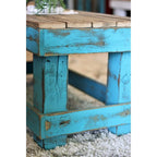 Table basse en bois de récupération vieilli blanc et bleu pour 1